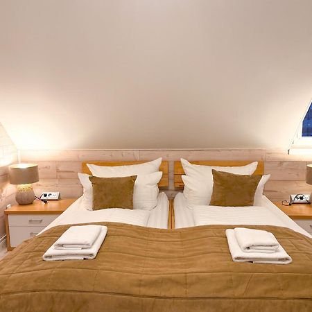 Landhotel Engel & Kreuz 加格瑙 外观 照片