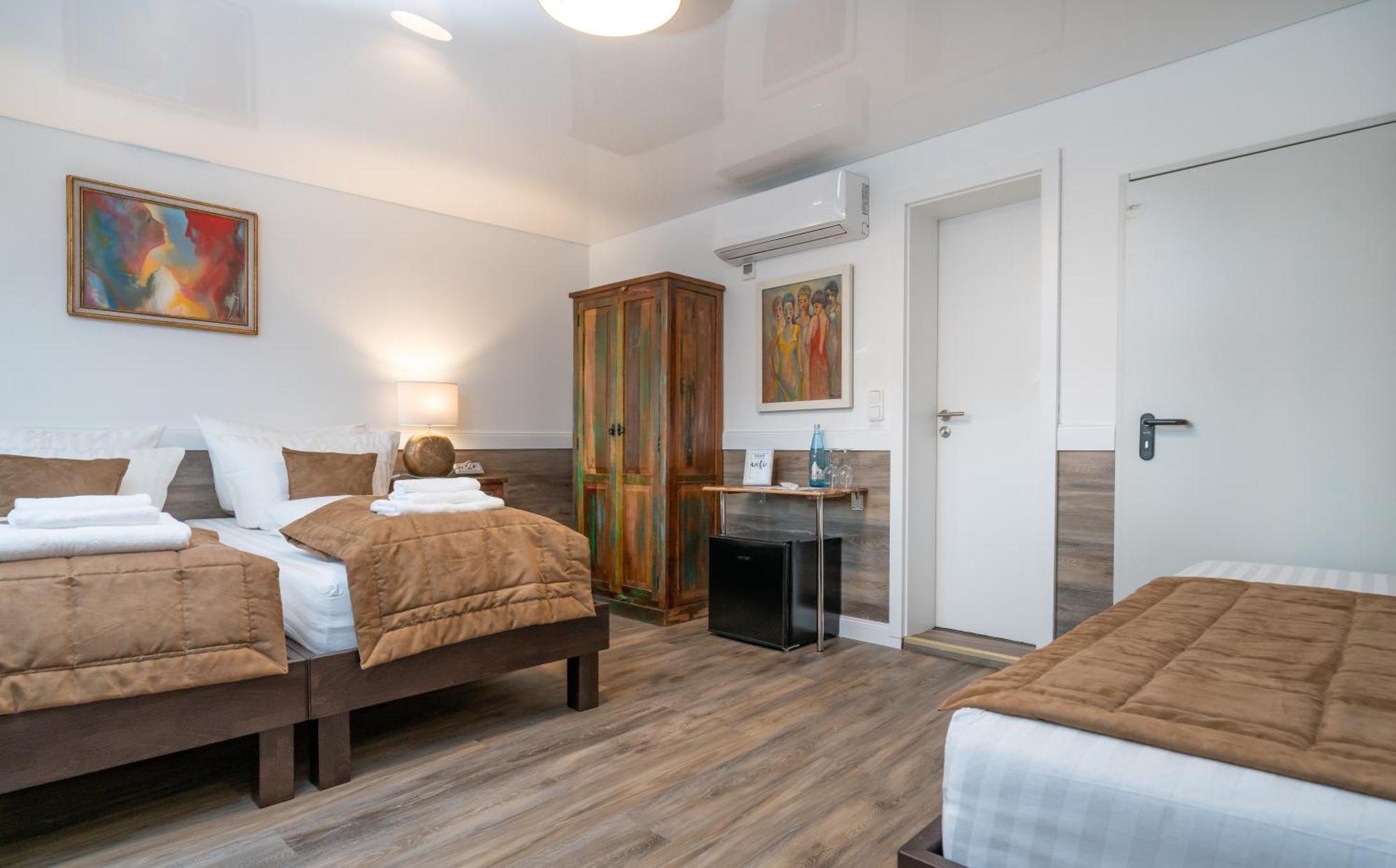 Landhotel Engel & Kreuz 加格瑙 外观 照片